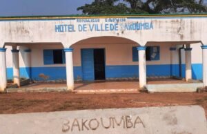 Bakoumba : l’adolescente et la mort