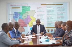 Décentralisation : l’État recadre le rôle des élus locaux