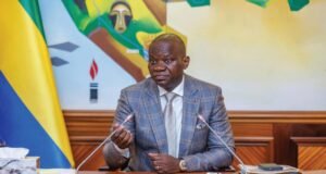 Réseaux sociaux suspendus : Oligui Nguema assume et recadre