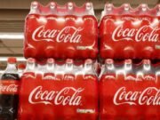 Coca-Cola HBC Lève 2,1 Milliards d’Euros pour Accélérer son Expansion en Afrique