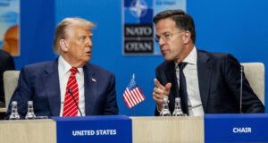 OTAN sous tension : Donald Trump brandit la menace d’un retrait américain Amériques