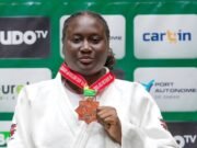 Premiers pas, premier podium : Esther Bilongo Ibinga marque les esprits à Dakar