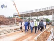 Route Libreville–Ntoum : sur le terrain, le président exige des résultats concrets