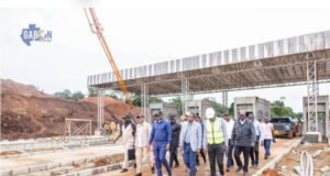 Route Libreville–Ntoum : sur le terrain, le président exige des résultats concrets