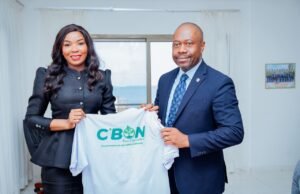 Foire agricole : Nora Kassa présente le bilan de sa mission au ministre Pacôme Kossy