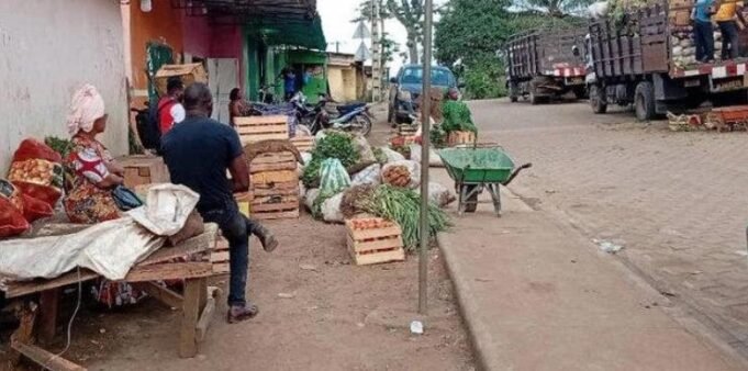 la hausse des prix bouscule le quotidien et appelle des solutions durables