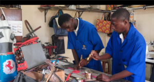 Entrepreneuriat : les petits boulots informels, une débrouillardise qui interpelle les autorités