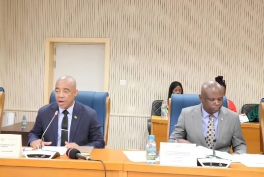 HAC : le gouvernement veut encadrer le numérique sans restreindre les libertés