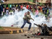 Kenya : manifestations meurtrières après une hausse record du prix du carburant