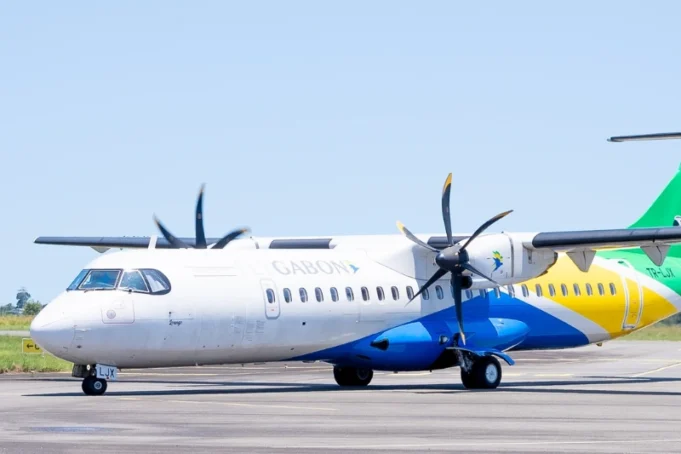 Fly_Gabon_0