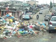 Grand Libreville : la montée des déchets inquiète et met les autorités locales sous pression