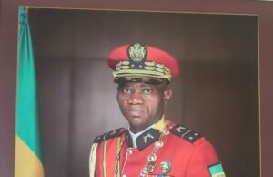 Gabon : le portrait officiel de la transition encore affiché dans plusieurs administrations