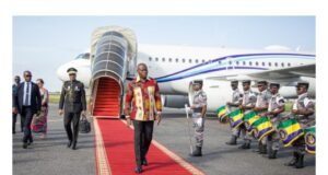 Gabon : le pagne, entre affirmation identitaire et vision économique portée au sommet de l’État