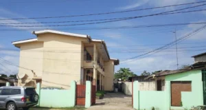 Owendo : mort troublante dans un motel du quartier Bananier
