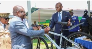 Gabon : la police se rapproche des citoyens grâce à de nouveaux moyens de terrain