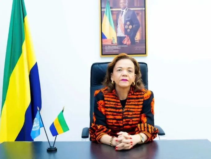 Elza-Josephine-Nkana-Ayo-Bivigou-Gabon-LUnion