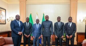 Gabon : Trois arbitres au Mondial 2026, une fierté nationale saluée par Oligui Nguema
