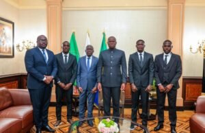 Gabon : Trois arbitres au Mondial 2026, une fierté nationale saluée par Oligui Nguema