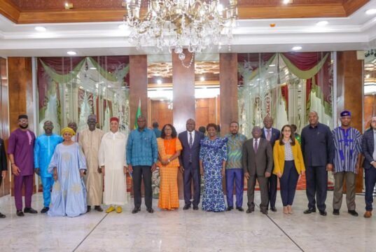 Libreville ambitionne de devenir la plaque tournante de l’unité africaine : Brice Oligui Nguema rassemble les chefs de missions diplomatiques du continent.