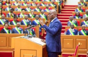 Réforme majeure au Gabon : Oligui Nguema confie jusqu’à 10 % des recettes de l’État aux collectivités