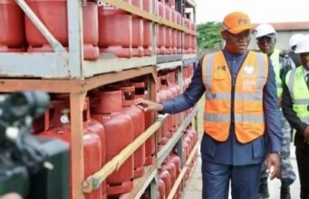 Moanda : Le chantier du centre emplisseur de gaz de Moanda franchit une nouvelle étape avec 6 réservoirs de 100 m³ déjà installés