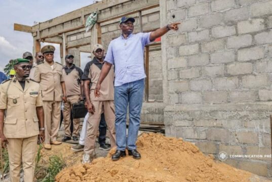 Gabon : Oligui Nguema promet 2 000 nouvelles salles de classe pour désengorger les écoles