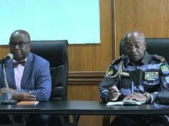 Libreville : Adrien Nguema Mba hausse le ton contre le racket au sein de la police