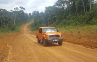 Oyem : après des années d’attente, les routes du canton Nyè retrouvent enfin une seconde vie