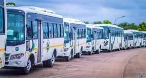 Gabon : 100 nouveaux bus, paiement électronique… la CNT lance la révolution du transport public