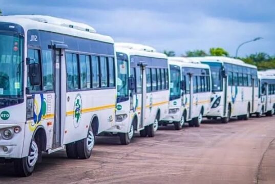 Gabon : 100 nouveaux bus, paiement électronique… la CNT lance la révolution du transport public