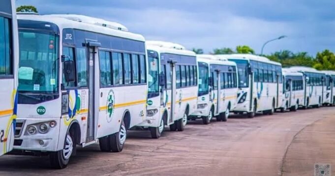 Gabon : 100 nouveaux bus, paiement électronique… la CNT lance la révolution du transport public