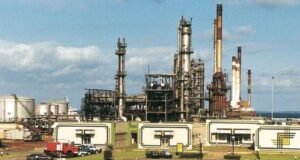 Gabon : la BEAC appelle à renforcer SOGARA pour limiter la dépendance aux carburants importés