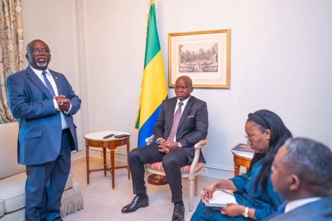 En France, Oligui Nguema recadre les diplomates gabonais et exige une administration irréprochable