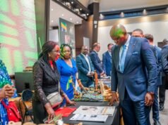 Diaspora gabonaise : à Paris, Brice Clotaire Oligui Nguema appelle les Gabonais de l’étranger à prendre part à la construction de la 5e République