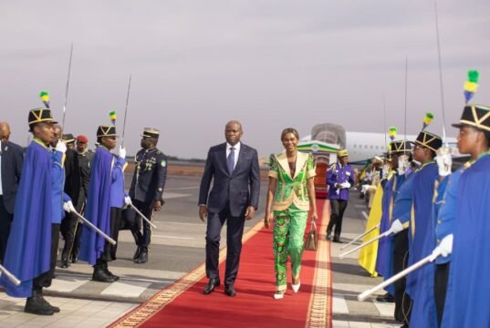 Visite d’État en France : Brice Clotaire Oligui Nguema de retour à Libreville avec des accords stratégiques pour le Gabon