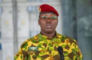 Burkina Faso : le gouvernement interdit les photos des bénéficiaires de l’aide humanitaire, une réforme qui change les règles du jeu