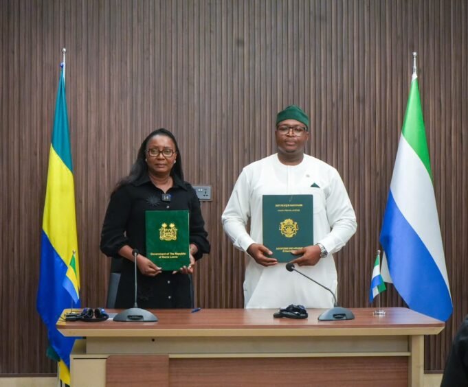 Le Gabon et la Sierra Leone redynamisent leurs relations diplomatiques par la signature d'un protocole d'accord général de coopération