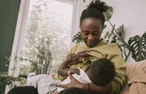 Semaine mondiale de l’allaitement : où se situe le Gabon dans la protection des nourrissons ?