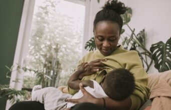 Semaine mondiale de l’allaitement : où se situe le Gabon dans la protection des nourrissons ?