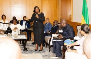 Makokou : Oligui Nguema échange avec les forces vives de l’Ogooué-Ivindo avant le 30 août
