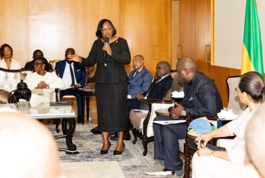 Makokou : Oligui Nguema échange avec les forces vives de l’Ogooué-Ivindo avant le 30 août