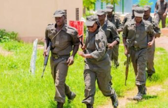 Burkina Faso : les journalistes désormais soumis à une formation militaire obligatoire