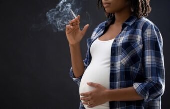 Infertilité : le tabac pourrait réduire jusqu’à 40 % les chances de concevoir, l’alerte de l’OMS