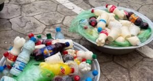 Rentrée scolaire : jus de bissap, gingembre… des boissons vendues dans des bouteilles usagées aux élèves, l’urgence d’agir face au risque sanitaire