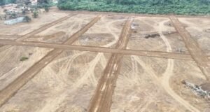 Mouila : face au défi de l’accès au foncier, la SNI lance des parcelles à 3 000 FCFA le mètre carré