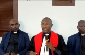 Crise à l’Eglise Évangélique du Gabon : le Pasteur Jean Daniel Allogo Essimengane rejette le comité de sortie de crise et maintient la reprise des activités