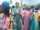 Woleu Ntem : Zita Oligui Nguema place les femmes porteuses de projets au cœur de sa tournée et annonce un financement pour leurs microprojets