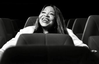 Patience Dabany : la Mama signe son grand retour avec « Dernière danse » après des années de silence et prépare son grand retour sur scène