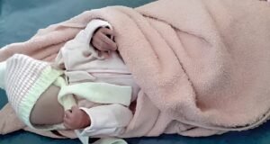Makouké : des pleurs conduisent un riverain à la découverte d’un nouveau né abandonné dans des toilettes publiques