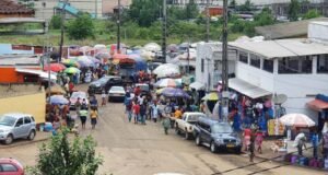 Gabon : plus de 80 % des entreprises informelles seraient détenues par des expatriés, un chiffre qui relance le débat sur la place des entrepreneurs gabonais